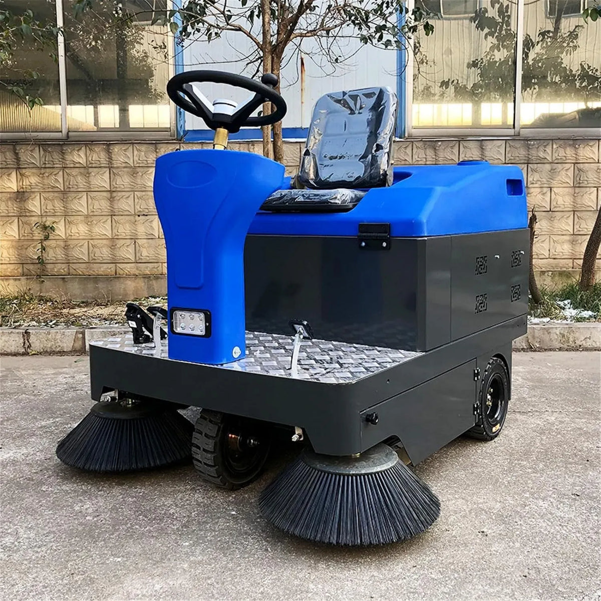 macchina spazzatrice per pavimenti, batteria, industriale, professionale, per la pulizia per strade Garage Magazzini Fabbriche